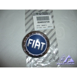 Znak modelu / znaczek przedni na pokrywie silnika Fiat UNO (95-10) / MULTIPLA (98-10) / BARCHETTA (95-04) / SIENA (02-11) / PUNTO (99-03)